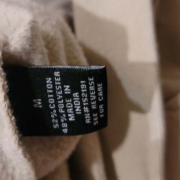 STUNNING NEW BLIND ROOSTER ROSE EMBROIDED HOODIE - Picture 6 of 7